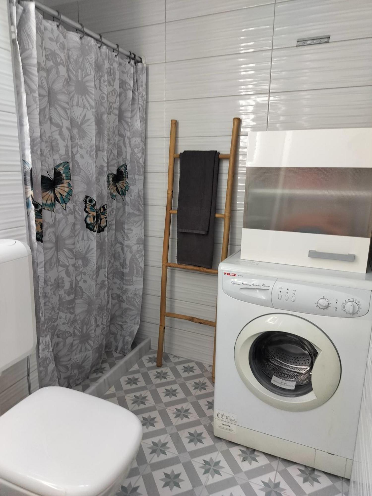 Cozy Central Flat In Pyrgos Near Olympia Екстериор снимка